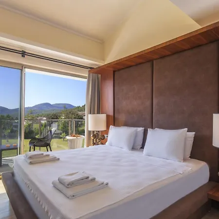 Skylife * Ολουντενίζ